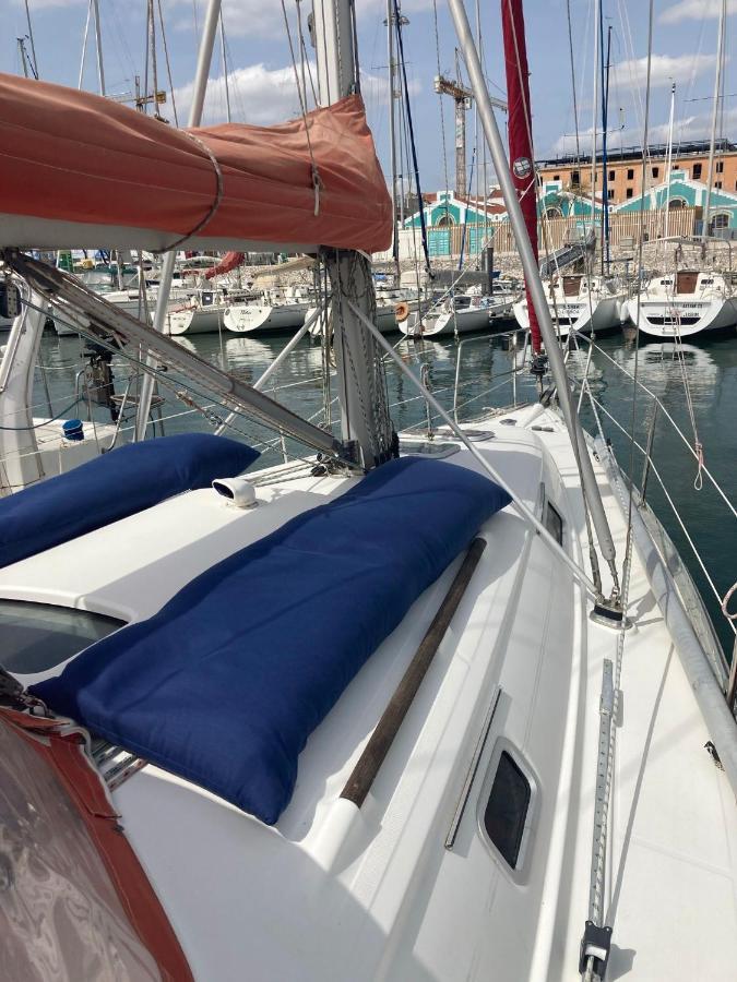 Sea Bloom - Sleep & Sail In Tejo Lisboa Exterior foto